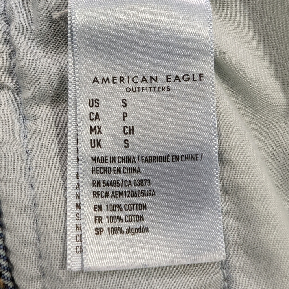𝅺AMERICAN Eagle Women's Jean Jacket 100% Cotton Dark Wash Small - Picture 7 of 7